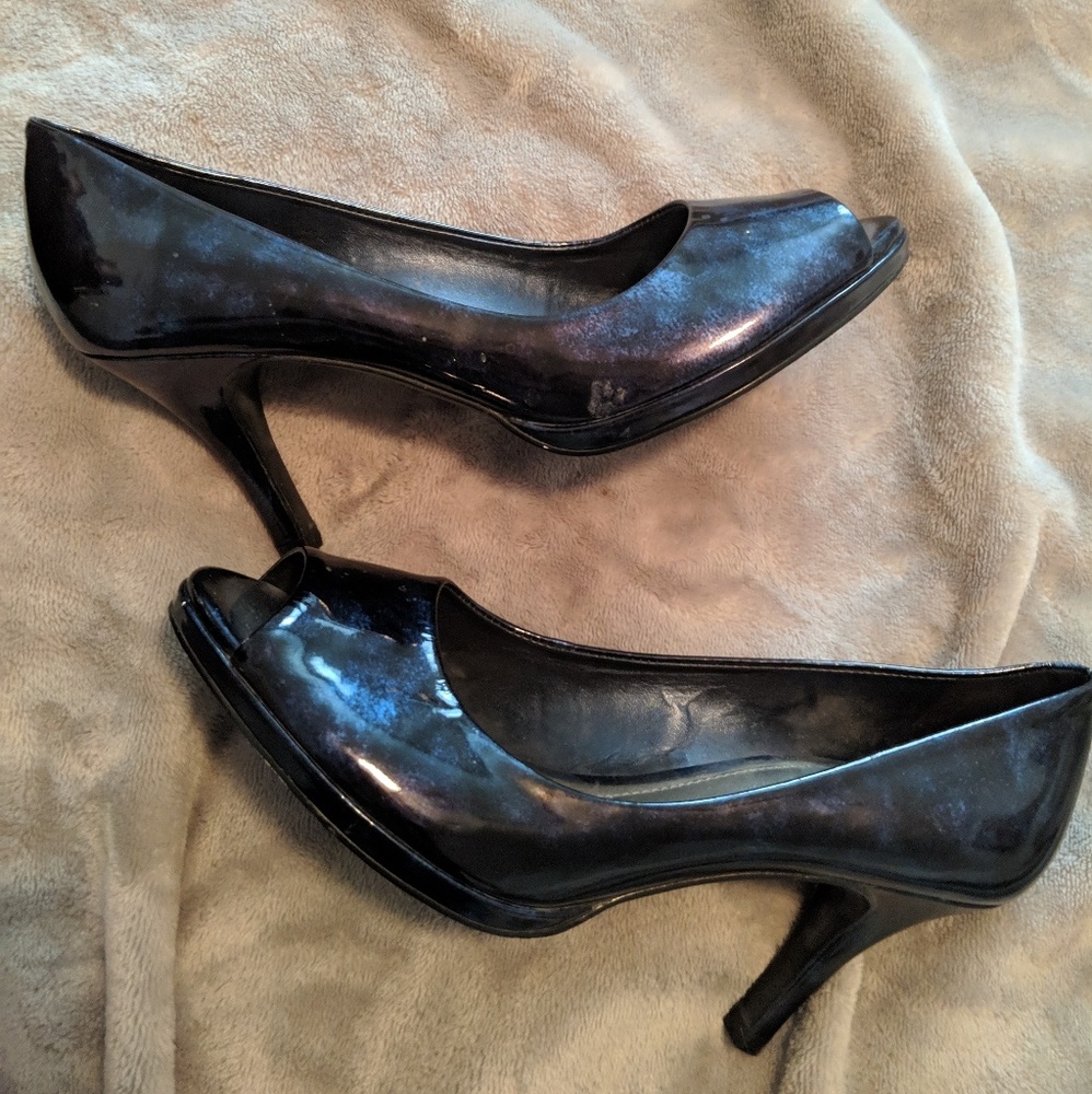 Alexa Marie Blue Heels Size 8